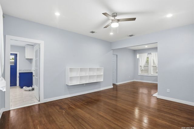 1502 W Elsmere, San Antonio, TX 78201