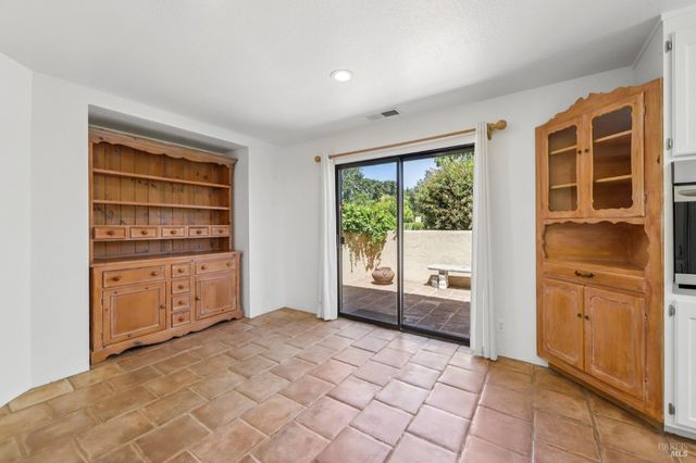 424 La Quinta Ln, Sonoma, CA 95476