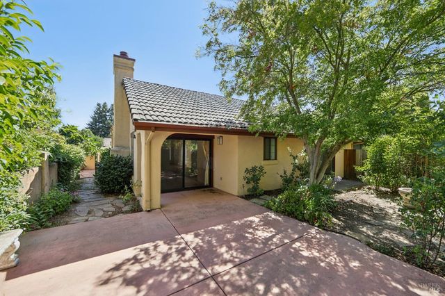 424 La Quinta Ln, Sonoma, CA 95476