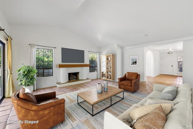 424 La Quinta Ln, Sonoma, CA 95476