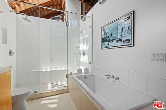 229 San Juan Avenue, Los Angeles, CA 90291