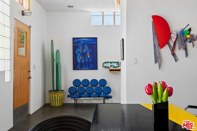 229 San Juan Avenue, Los Angeles, CA 90291