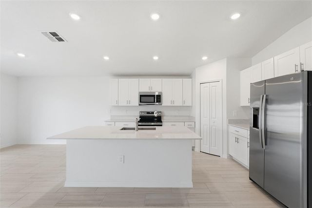 8808 BAY LEAF DRIVE, Parrish, FL 34219