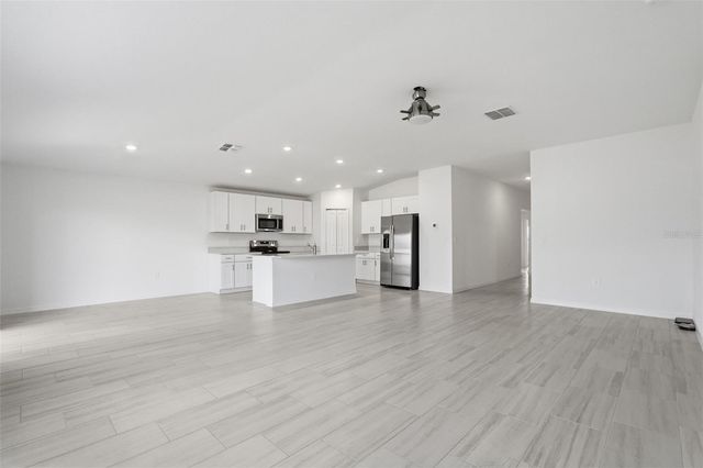 8808 BAY LEAF DRIVE, Parrish, FL 34219