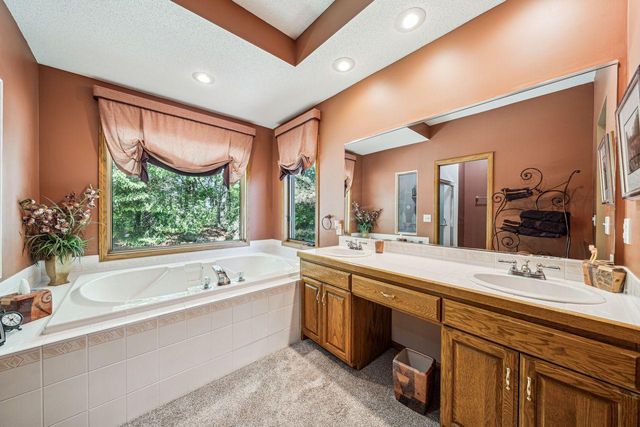17142 Jonquil Avenue, Lakeville, MN 55044