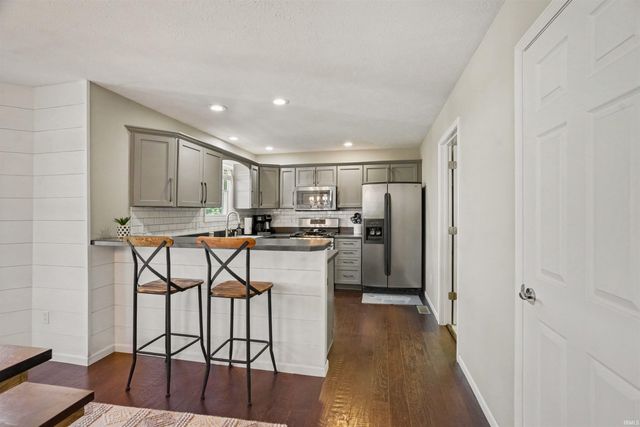53373 Victor Drive, Granger, IN 46530