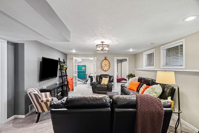 53373 Victor Drive, Granger, IN 46530