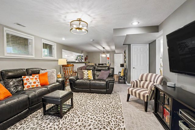 53373 Victor Drive, Granger, IN 46530
