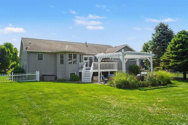 53373 Victor Drive, Granger, IN 46530