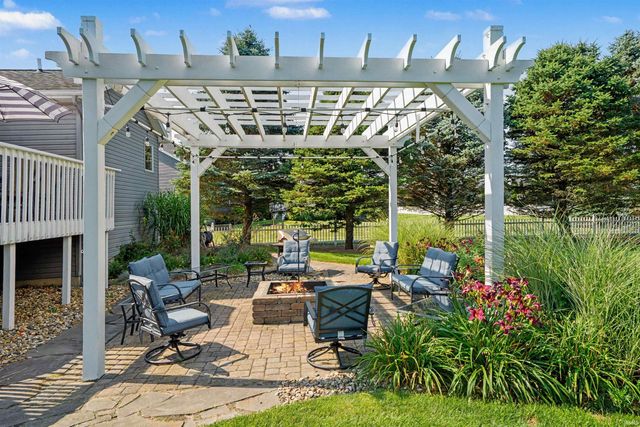 53373 Victor Drive, Granger, IN 46530