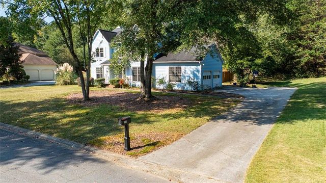 1721 BRUCKNER Court, Snellville, GA 30078