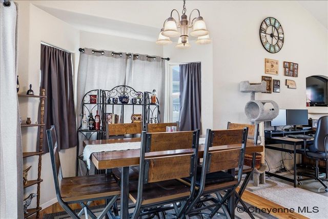 5417 LIZ RANCH RD, Cheyenne, WY 82007