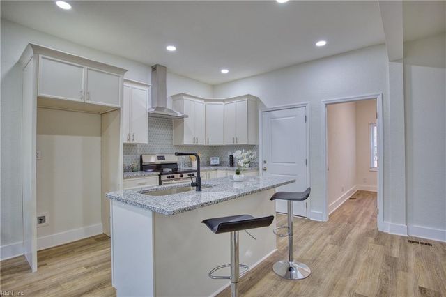 1004 Barney ST, Norfolk, VA 23504