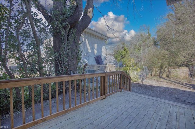 1004 Barney ST, Norfolk, VA 23504