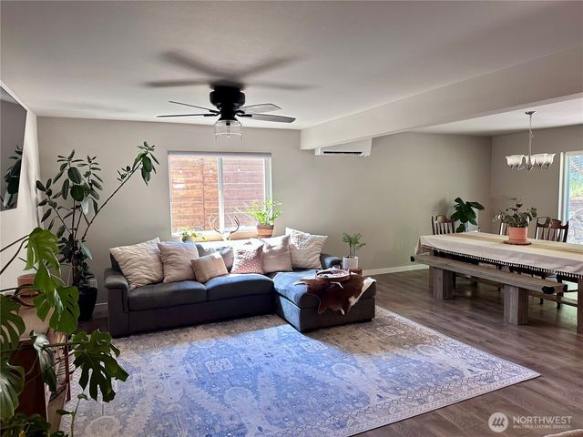 141 E Ellinor Peak Place, Belfair, WA 98528