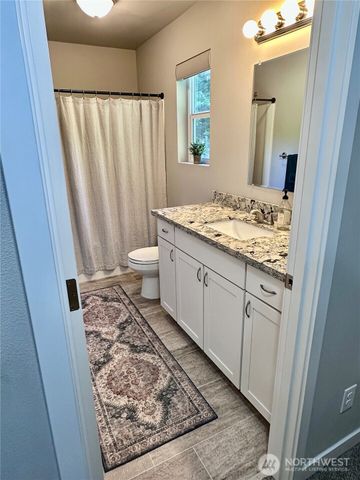 141 E Ellinor Peak Place, Belfair, WA 98528
