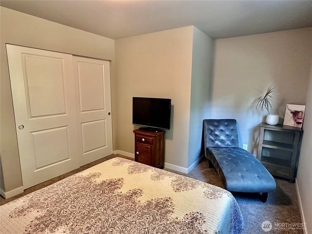 141 E Ellinor Peak Place, Belfair, WA 98528