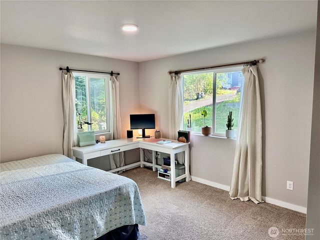 141 E Ellinor Peak Place, Belfair, WA 98528