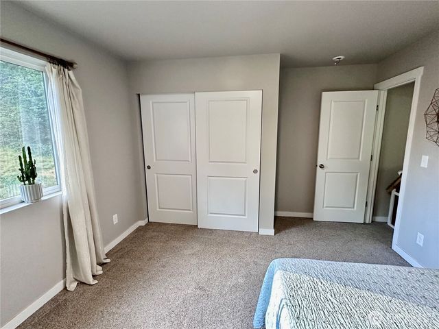141 E Ellinor Peak Place, Belfair, WA 98528