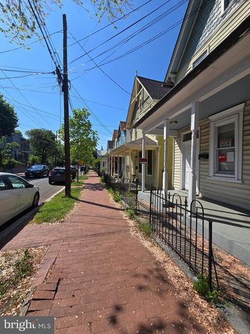 1520 W ST SE, Washington, DC 20020