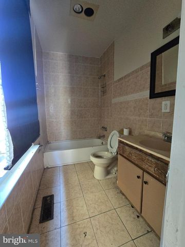 1520 W ST SE, Washington, DC 20020