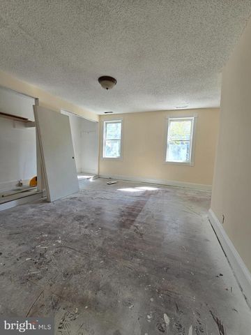 1520 W ST SE, Washington, DC 20020