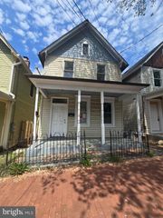 1520 W ST SE, Washington, DC 20020