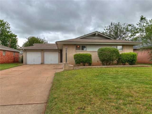709 Briarcrest Drive, Midwest City, OK 73110