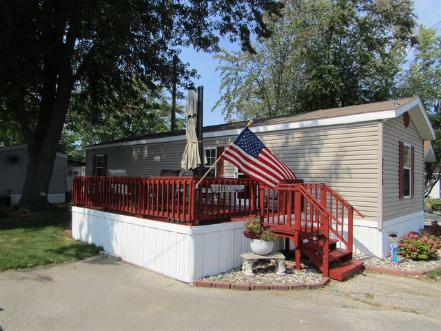 2779 S Canal Street, Ludington, MI 49431