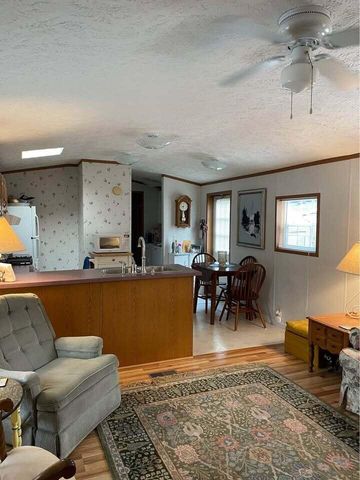 2779 S Canal Street, Ludington, MI 49431