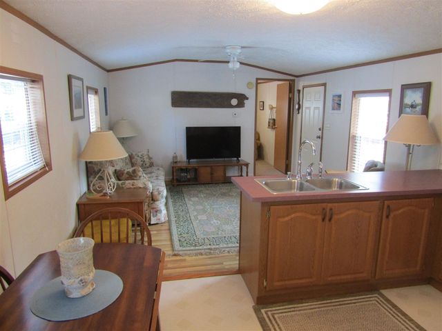 2779 S Canal Street, Ludington, MI 49431