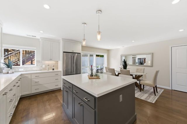 948 Alameda, San Carlos, CA 94070
