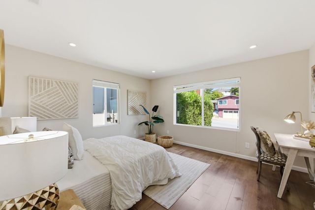 948 Alameda, San Carlos, CA 94070