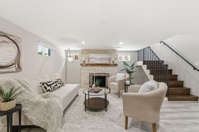 948 Alameda, San Carlos, CA 94070