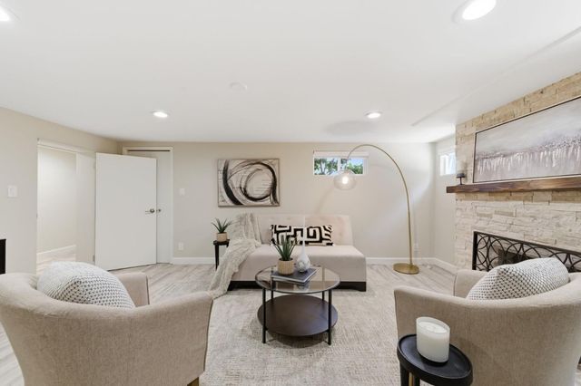 948 Alameda, San Carlos, CA 94070