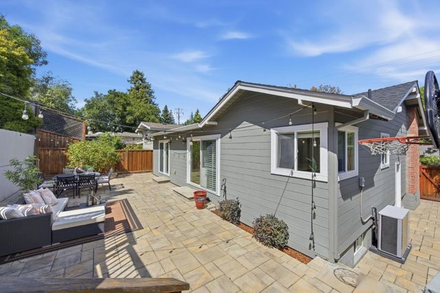 948 Alameda, San Carlos, CA 94070