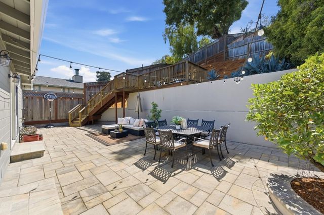948 Alameda, San Carlos, CA 94070