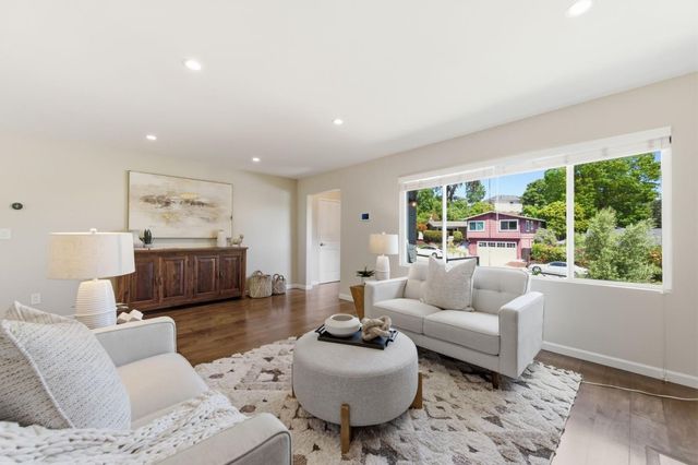 948 Alameda, San Carlos, CA 94070