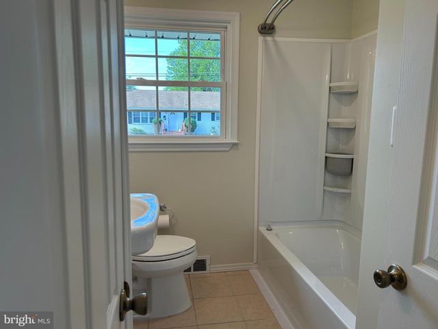 114 PHILLIPS AVE, Magnolia, NJ 08049