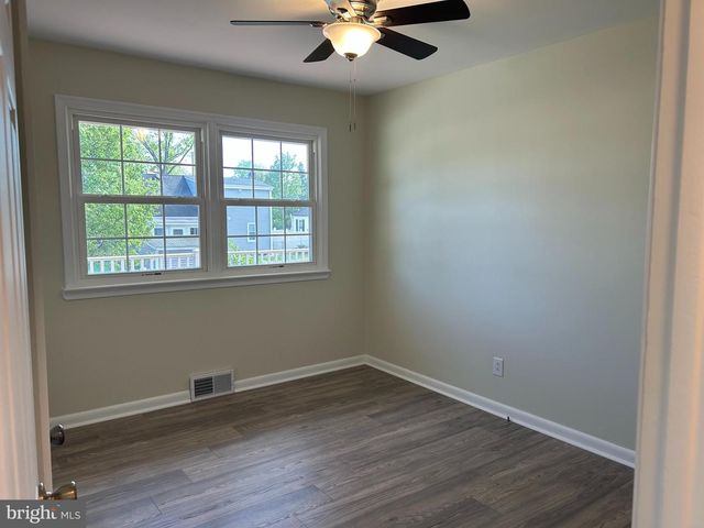 114 PHILLIPS AVE, Magnolia, NJ 08049