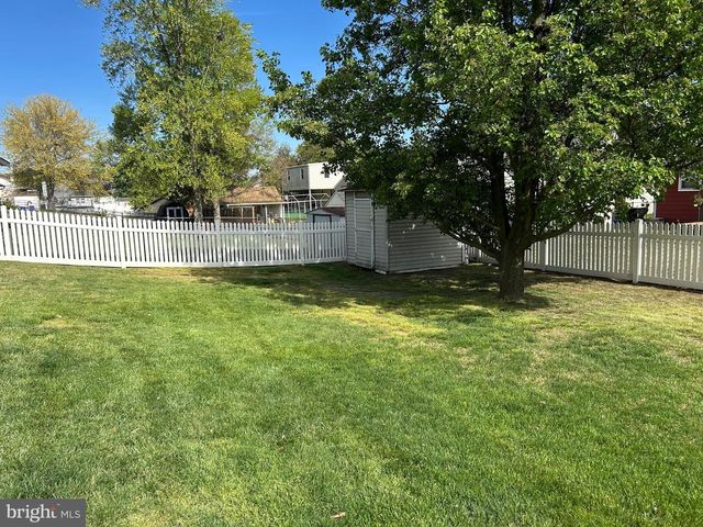 114 PHILLIPS AVE, Magnolia, NJ 08049