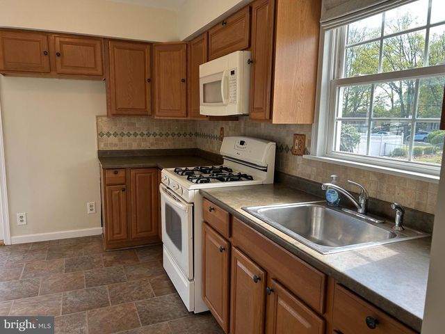 114 PHILLIPS AVE, Magnolia, NJ 08049