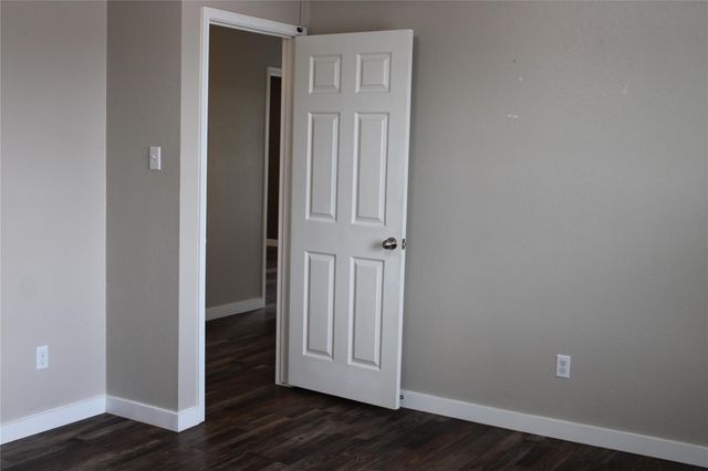 18354 Basket Flower BND, Elgin, TX 78621