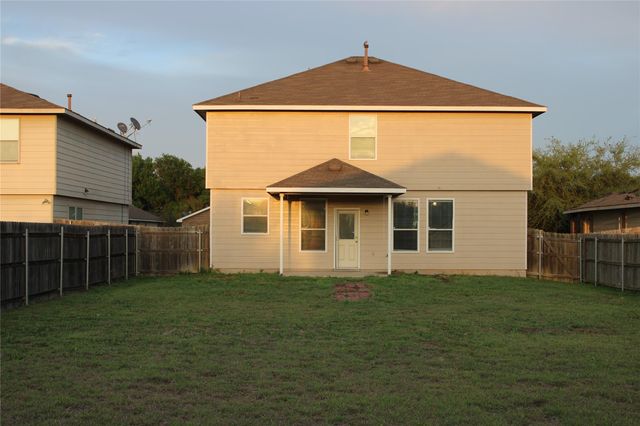 18354 Basket Flower BND, Elgin, TX 78621