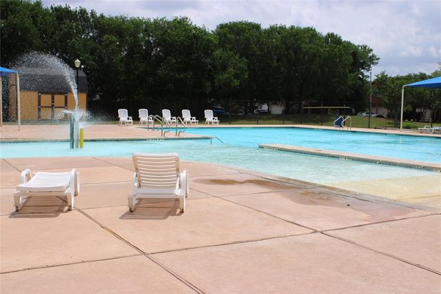 18354 Basket Flower BND, Elgin, TX 78621