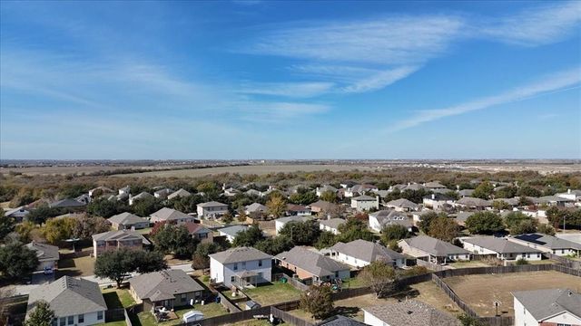 18354 Basket Flower BND, Elgin, TX 78621
