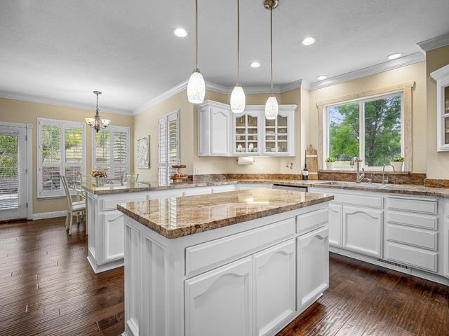 3140 Ridgeline Dr, Rescue, CA 95672