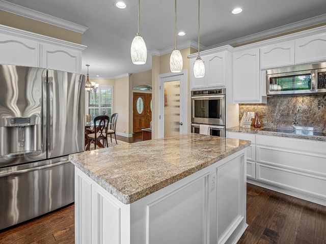 3140 Ridgeline Dr, Rescue, CA 95672