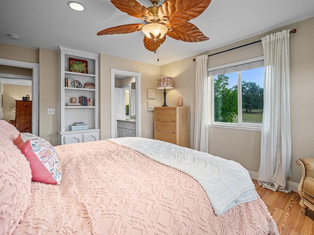 3140 Ridgeline Dr, Rescue, CA 95672