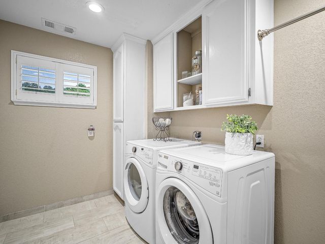3140 Ridgeline Dr, Rescue, CA 95672
